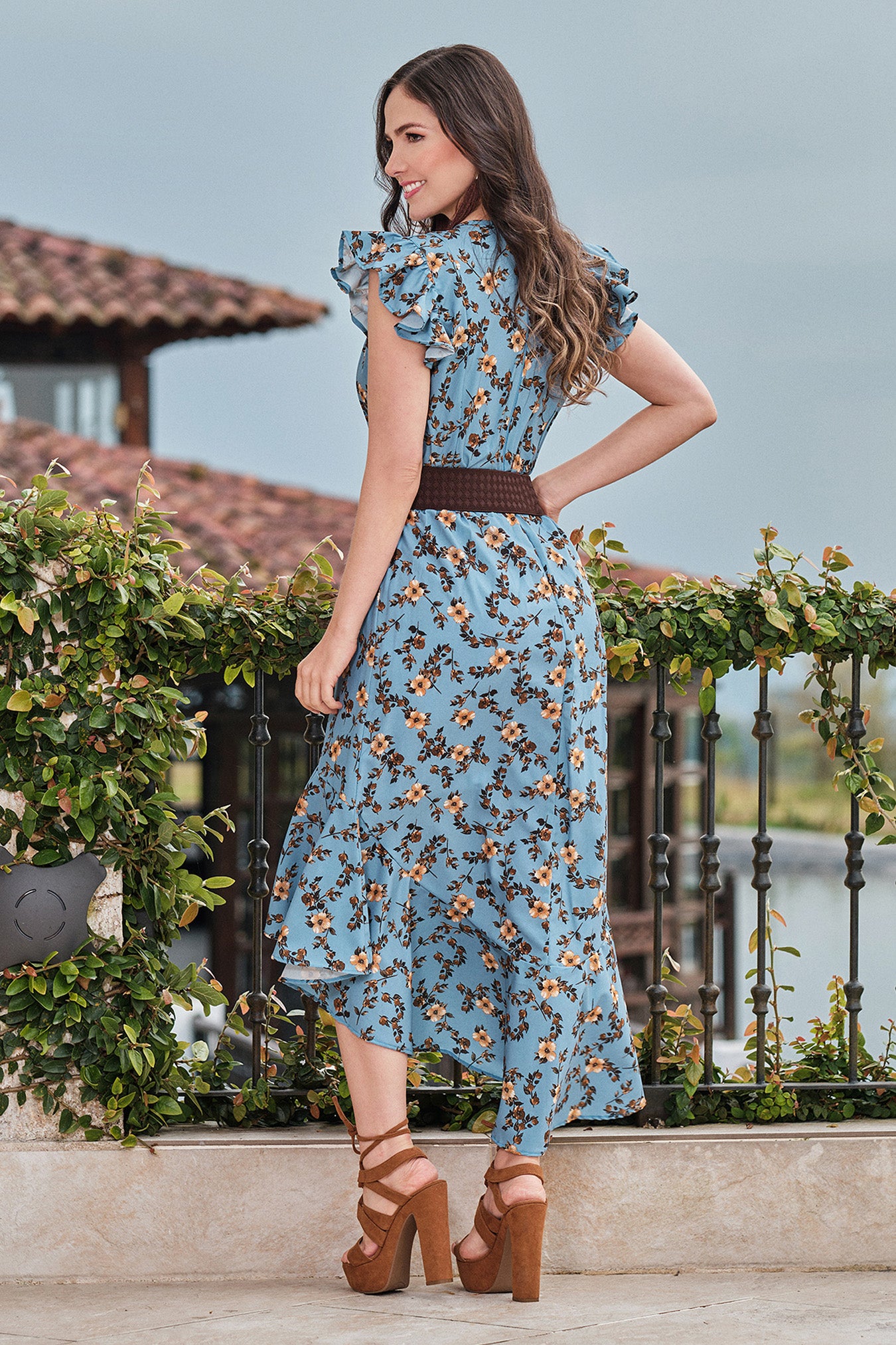 Vestido cuello V