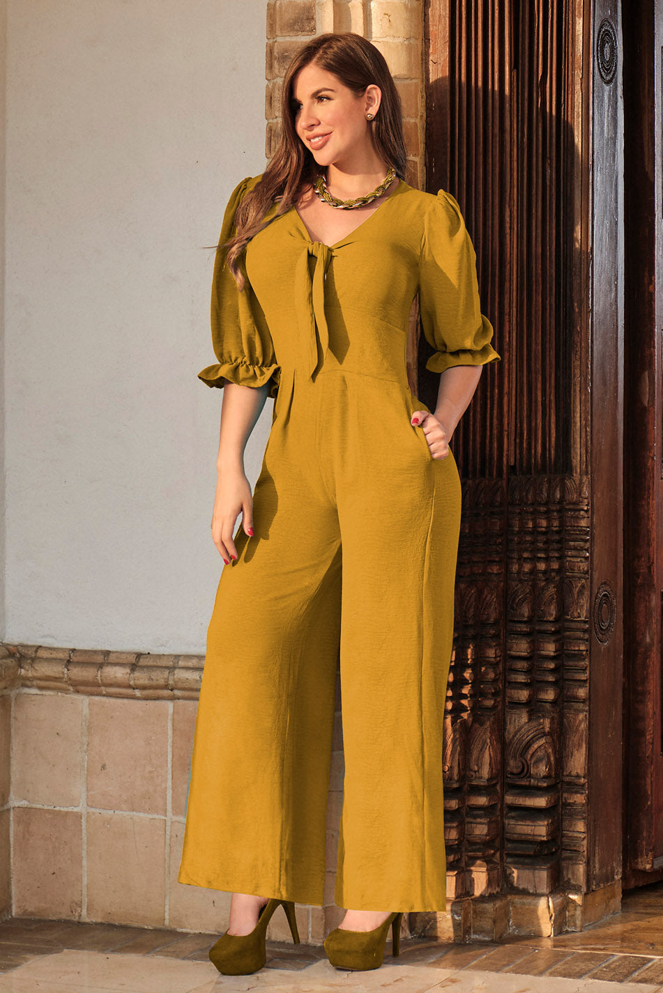 Enterizo con amarre en frente en rayón